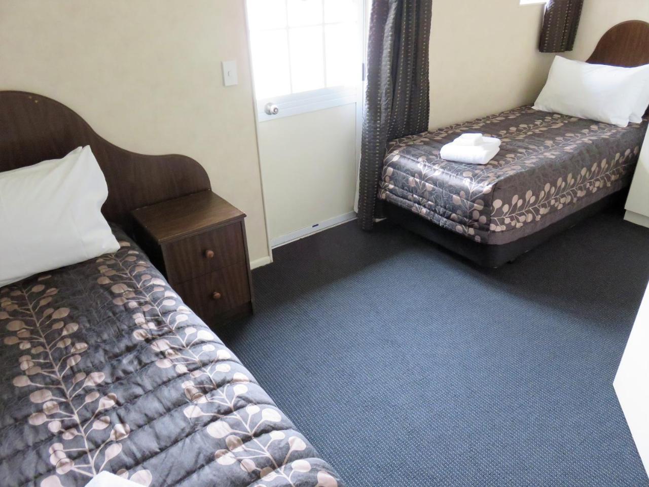 Admirals Motor Lodge Бленхайм Екстериор снимка