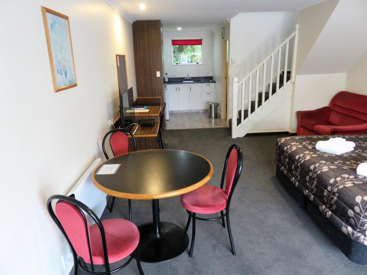 Admirals Motor Lodge Бленхайм Екстериор снимка