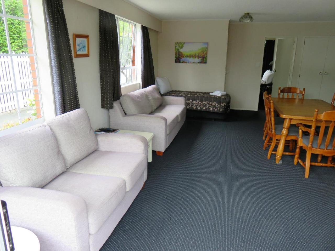 Admirals Motor Lodge Бленхайм Екстериор снимка