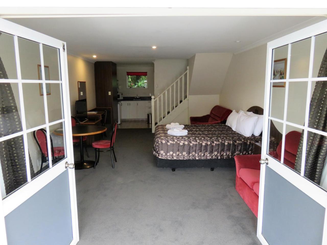 Admirals Motor Lodge Бленхайм Екстериор снимка