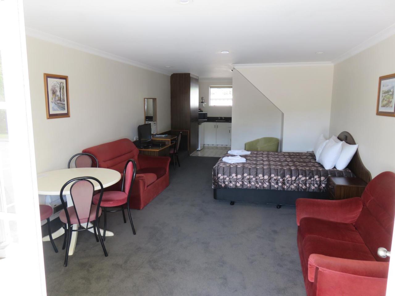 Admirals Motor Lodge Бленхайм Екстериор снимка