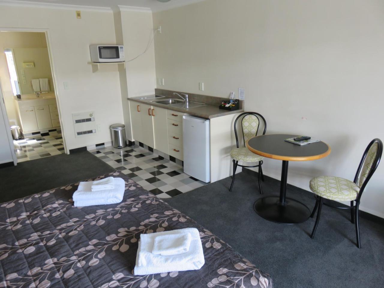 Admirals Motor Lodge Бленхайм Екстериор снимка